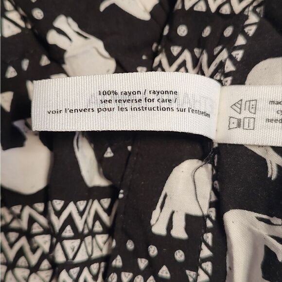 Bethany Mota Black and White Elephant Print Ruffle Mini Skirt Small - Picture 4 of 5